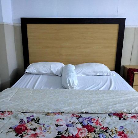 Hotel Nirwana Ternate Redpartner מראה חיצוני תמונה