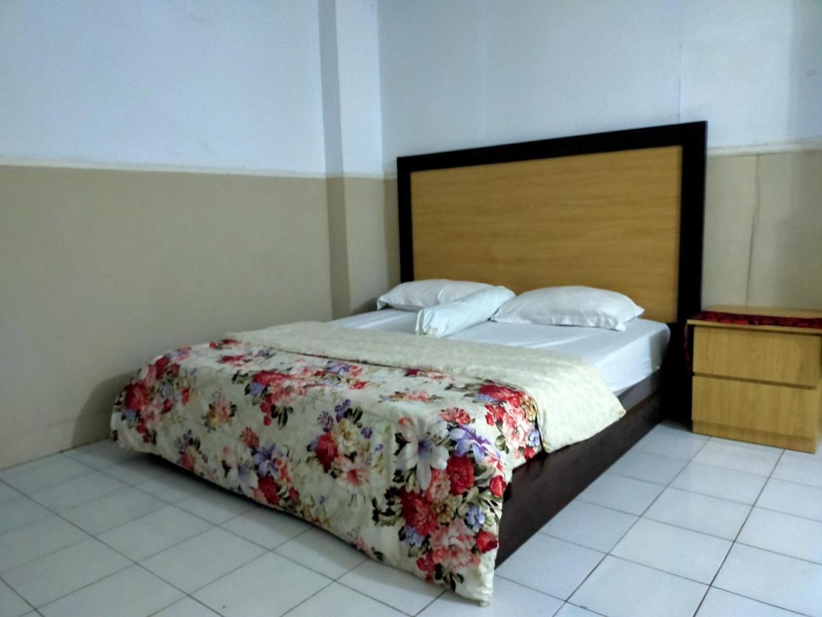 Hotel Nirwana Ternate Redpartner מראה חיצוני תמונה