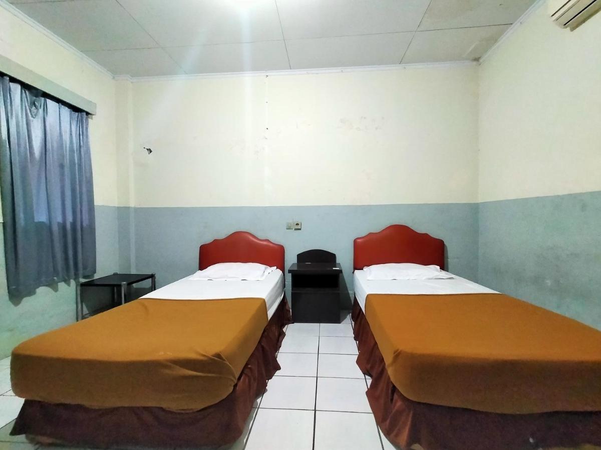 Hotel Nirwana Ternate Redpartner מראה חיצוני תמונה