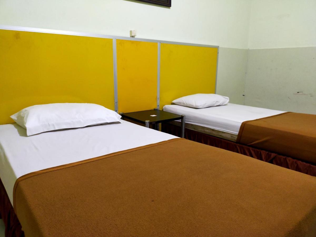 Hotel Nirwana Ternate Redpartner מראה חיצוני תמונה