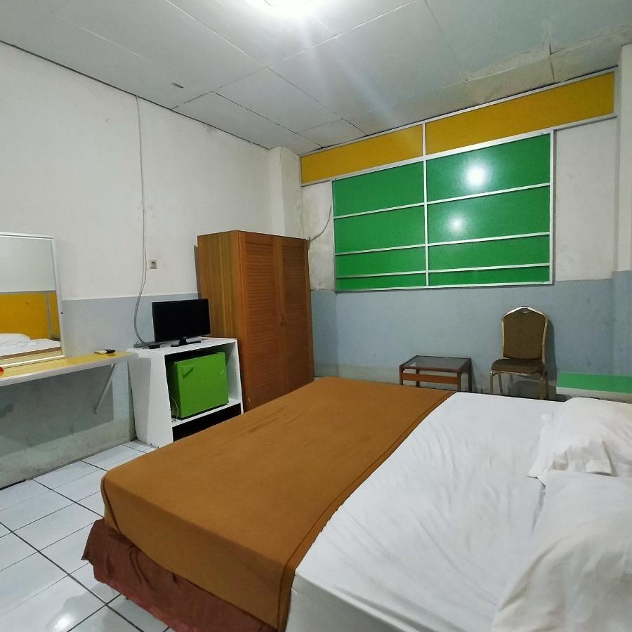 Hotel Nirwana Ternate Redpartner מראה חיצוני תמונה