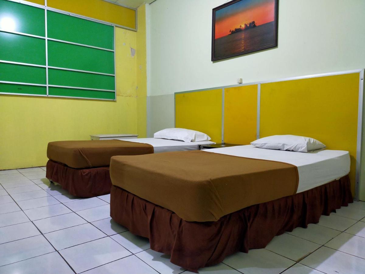 Hotel Nirwana Ternate Redpartner מראה חיצוני תמונה