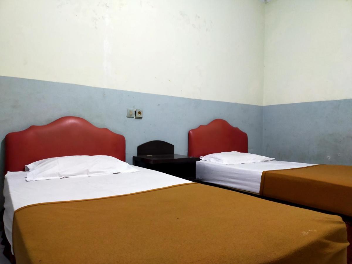 Hotel Nirwana Ternate Redpartner מראה חיצוני תמונה