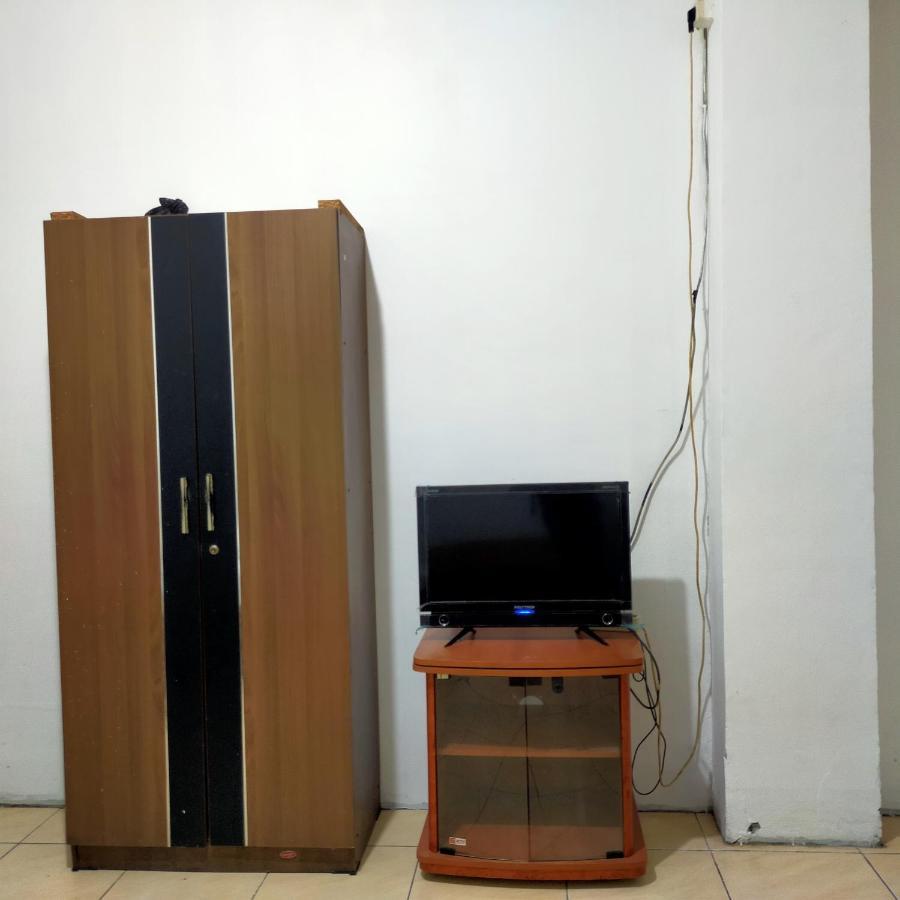 Hotel Nirwana Ternate Redpartner מראה חיצוני תמונה