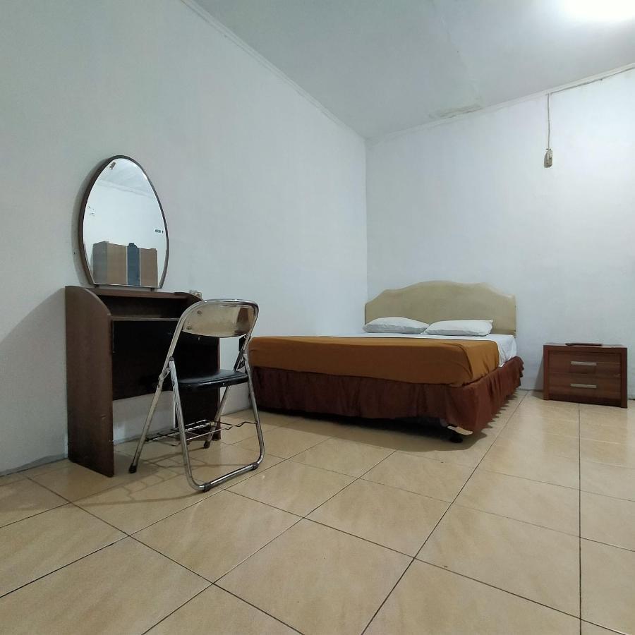 Hotel Nirwana Ternate Redpartner מראה חיצוני תמונה