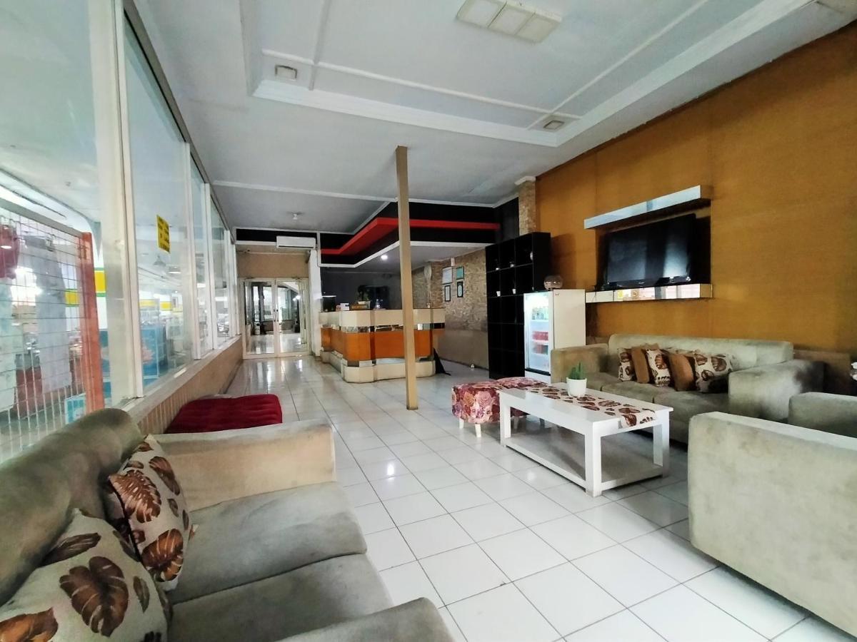 Hotel Nirwana Ternate Redpartner מראה חיצוני תמונה