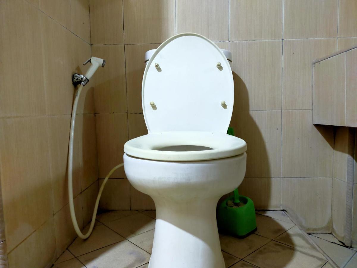 Hotel Nirwana Ternate Redpartner מראה חיצוני תמונה