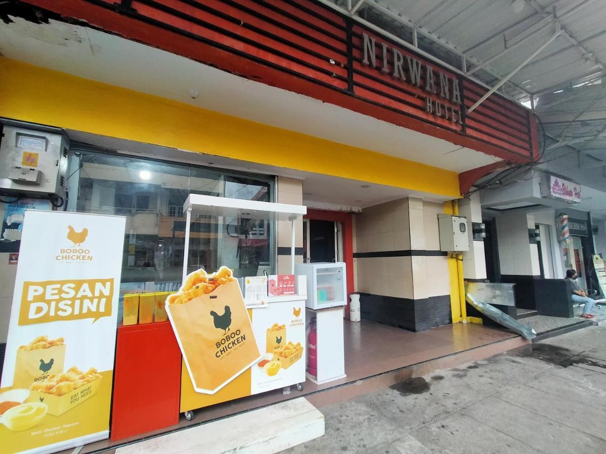 Hotel Nirwana Ternate Redpartner מראה חיצוני תמונה