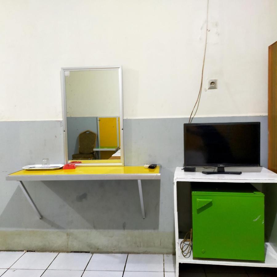 Hotel Nirwana Ternate Redpartner מראה חיצוני תמונה
