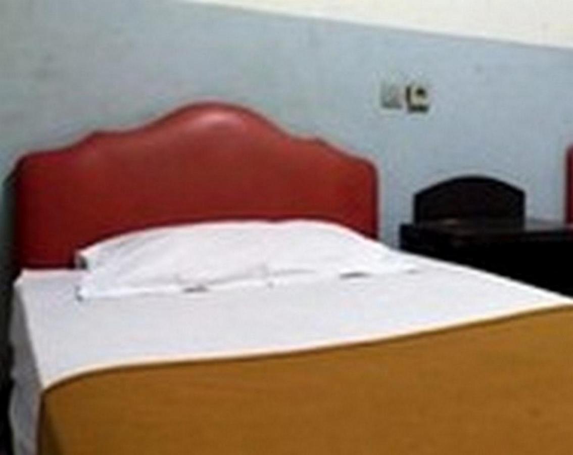 Hotel Nirwana Ternate Redpartner מראה חיצוני תמונה